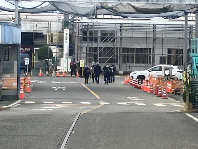 三島市の工場刺傷事件　無差別的な犯行か　被害者15人はいずれも男と面識なし